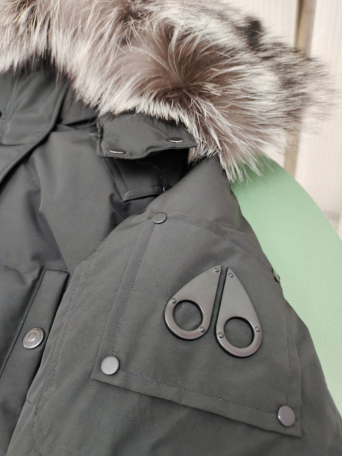 Moose Knuckles Black Plush-Trim Hooded Puffer Parka