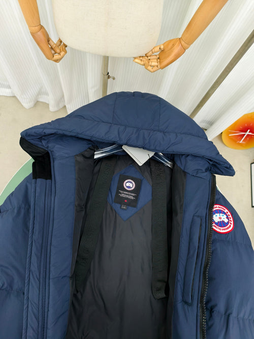 Canada Goose Hooded Puffer Jacket in Navy Blue with Matte Finish