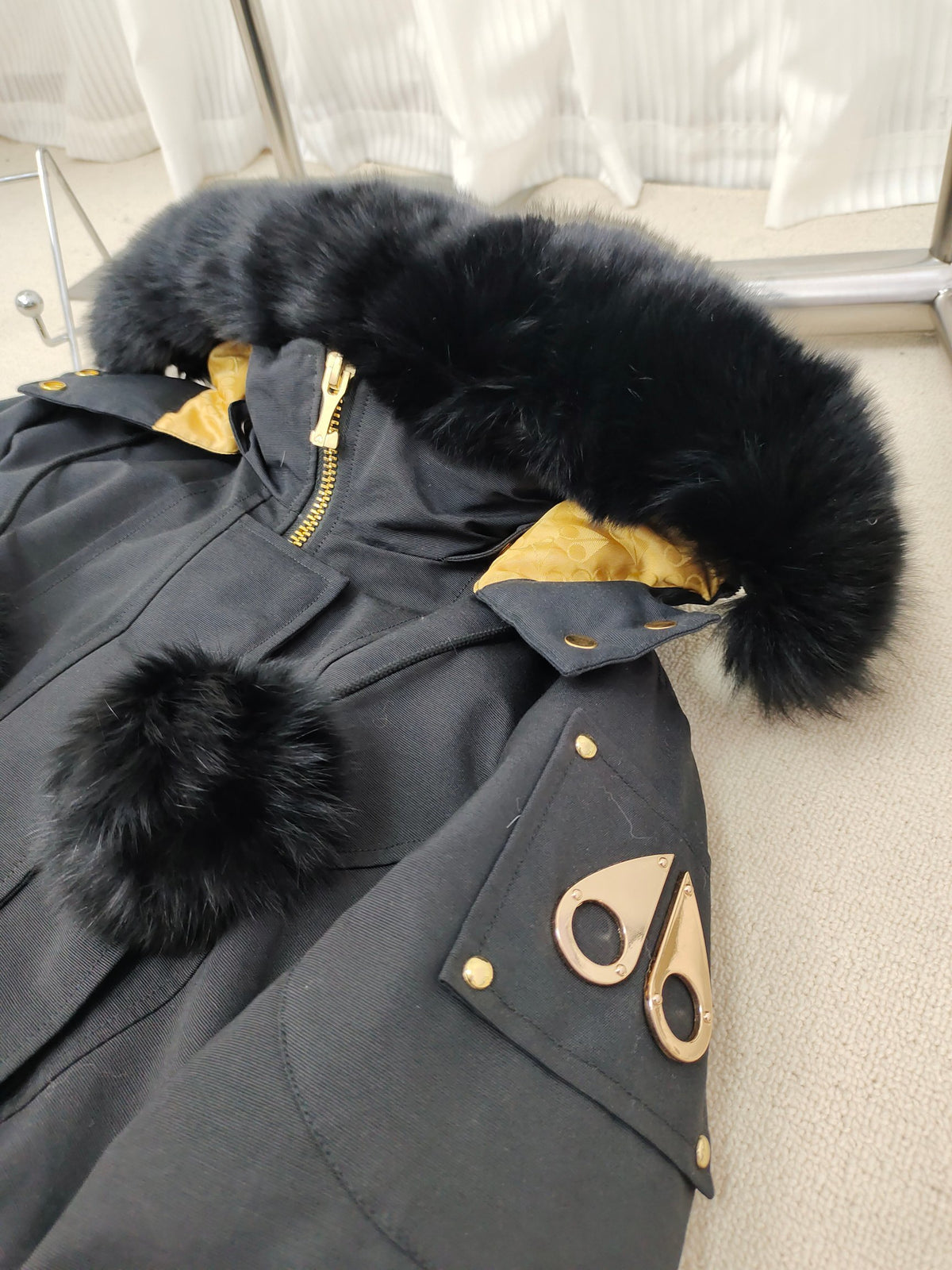 Moose Knuckles Charcoal Black-Trim Hooded Parka