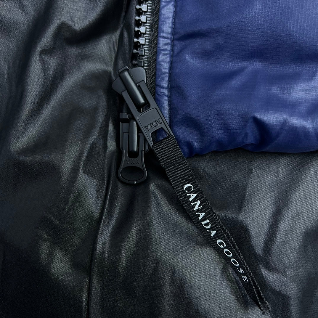 Canada Goose Hooded Puffer Jacket in Navy Blue with Classic Logo Patch