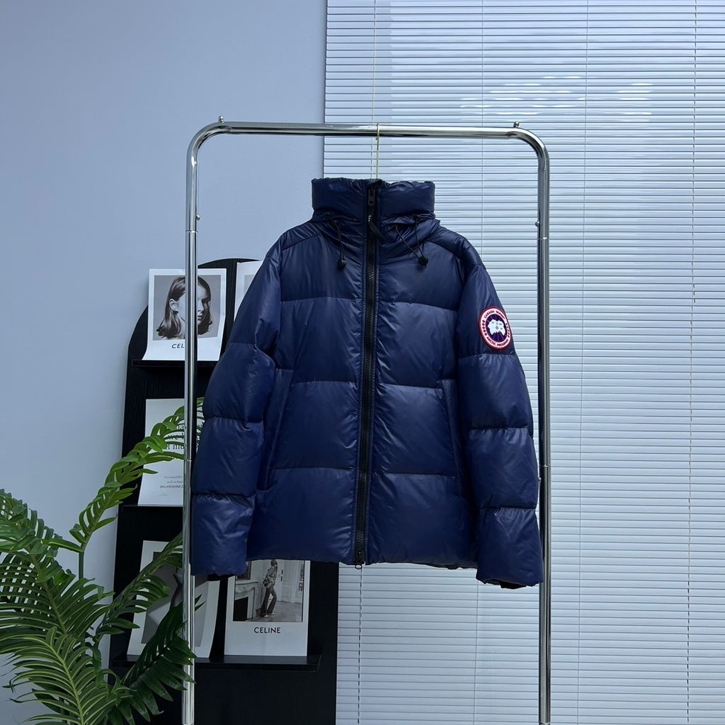 Canada Goose Hooded Puffer Jacket in Navy Blue with Classic Logo Patch